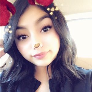 Meet your Posher, Jacqueline